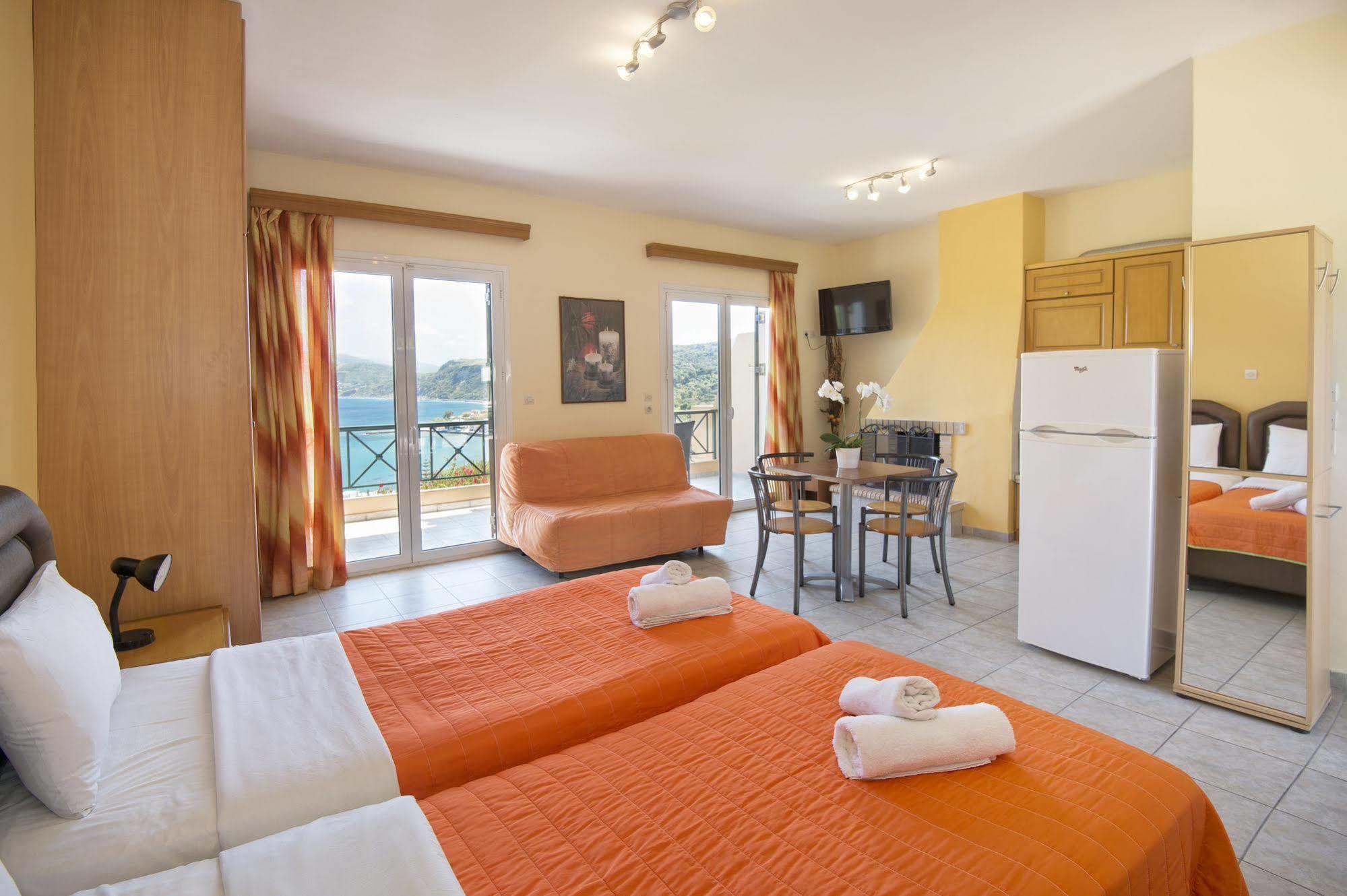 Panorama Hotel Platana ภายนอก รูปภาพ